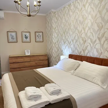 Eja 2 Apartment