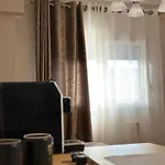 Eja 2 Apartment